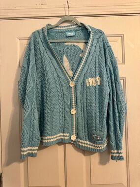 Taylor Swift 1989 Cardigan